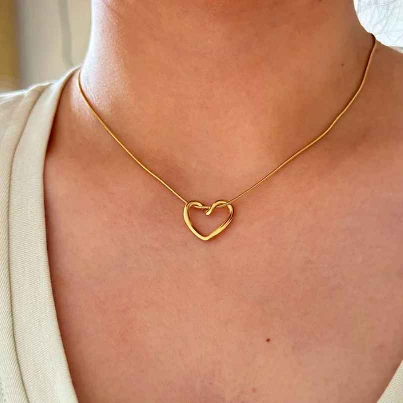 Estailo Fashion Blind Date heart Necklace | N0000191 | Gold
