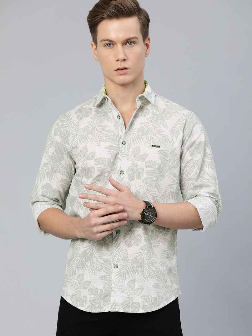The Indian Garage Co Men's Slim Fit Tropical Casual Shirt | Grey - S The Indian Garage Co Men's Slim Fit Tropical Casual Shirt | Grey - S