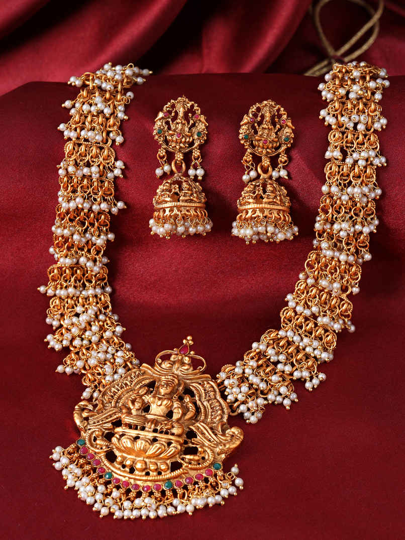 Yellow Chimes Women's Temple Choker Necklace Set | Gold Plated Hanging Pearls