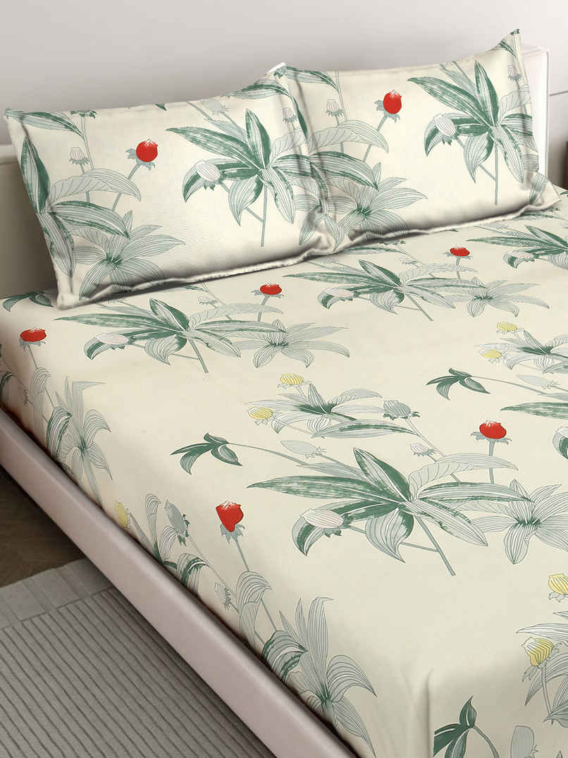 Status Imperial Corner Fitted Bedsheet | Illustrated Berry & Leaf | 198 x 182 cm