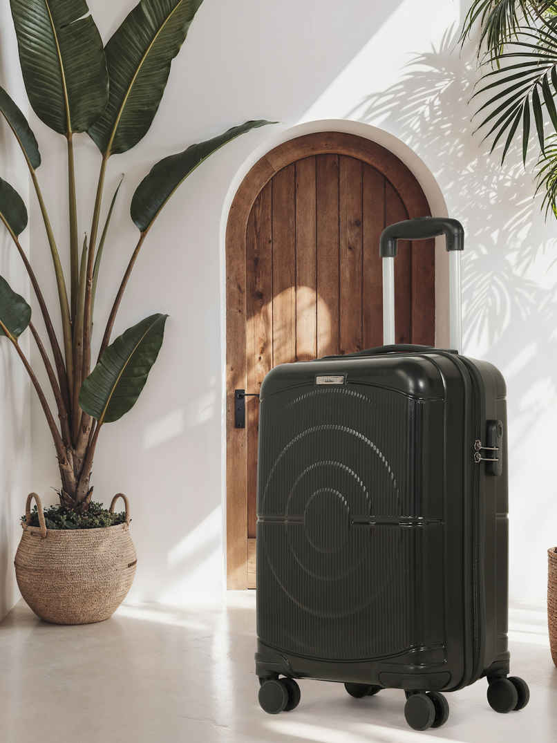 Teakwood Textured PP 48 L Telescopic Hard Luggage | Black - 55 cm