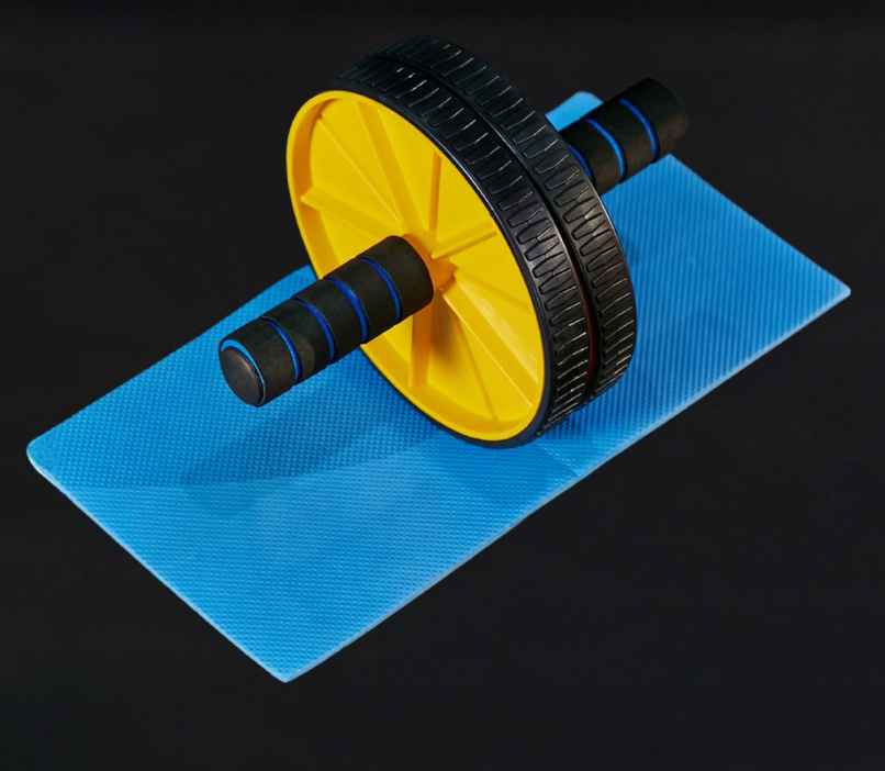 Cultfit Abs Roller with Knee Mat | Anti Skid