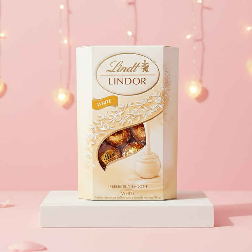 Lindt Smooth Melting Chocolate Cornet White