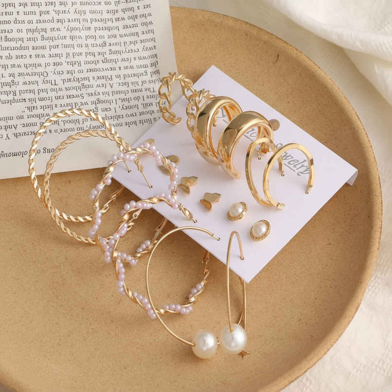 Fashion Frill Women's Stackable Earings Gold Regular