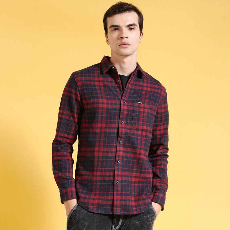 The Indian Garage Co Men's Slim Fit Checkered Casual Shirt | Navy Blue - M