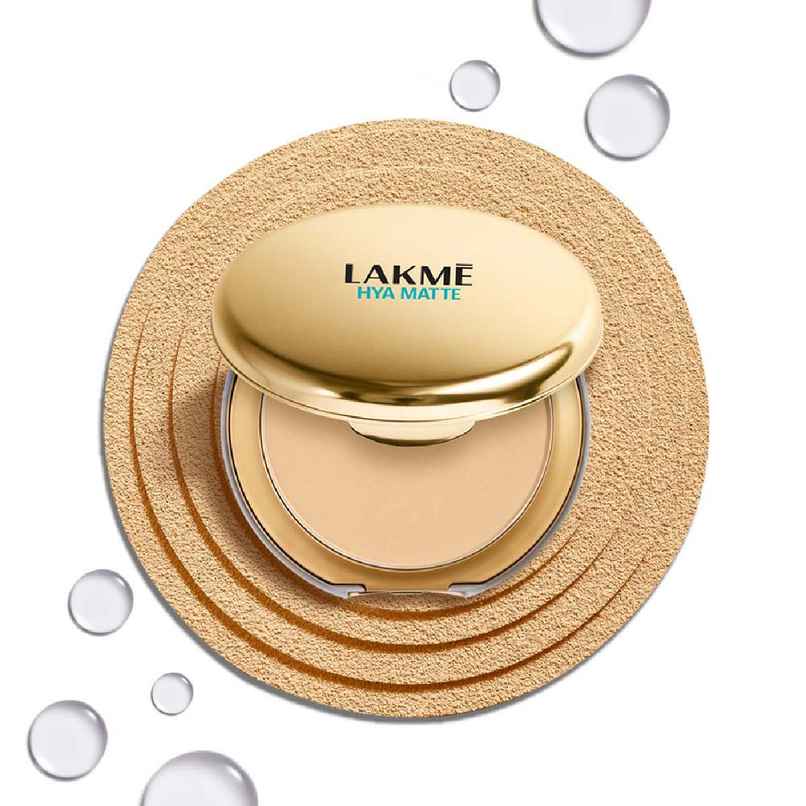 Lakme 9to5 Hya Matte Pressed Powder | Sand Lakme 9to5 Hya Matte Pressed Powder | Sand