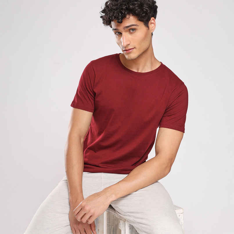 Nobero Men's Plain Classic Fit T-shirt | Wine Red - M Nobero Men's Plain Classic Fit T-shirt | Wine Red - M