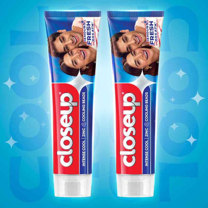 Closeup Intense Cool Gel Toothpaste for Long Lasting Fresh Breath Closeup Intense Cool Gel Toothpaste for Long Lasting Fresh Breath