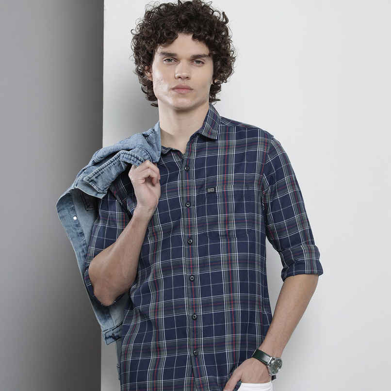 The Indian Garage Co Men's Regular Fit Checkered Casual Shirt | Navy - S
