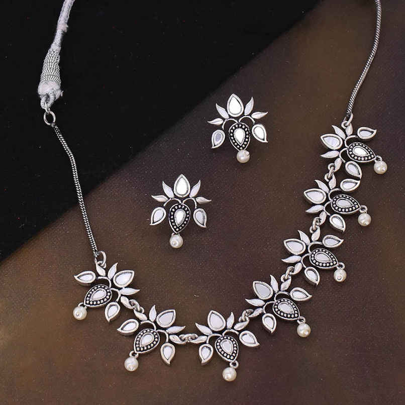 Voylla Amaira Mirror Details Necklace Set