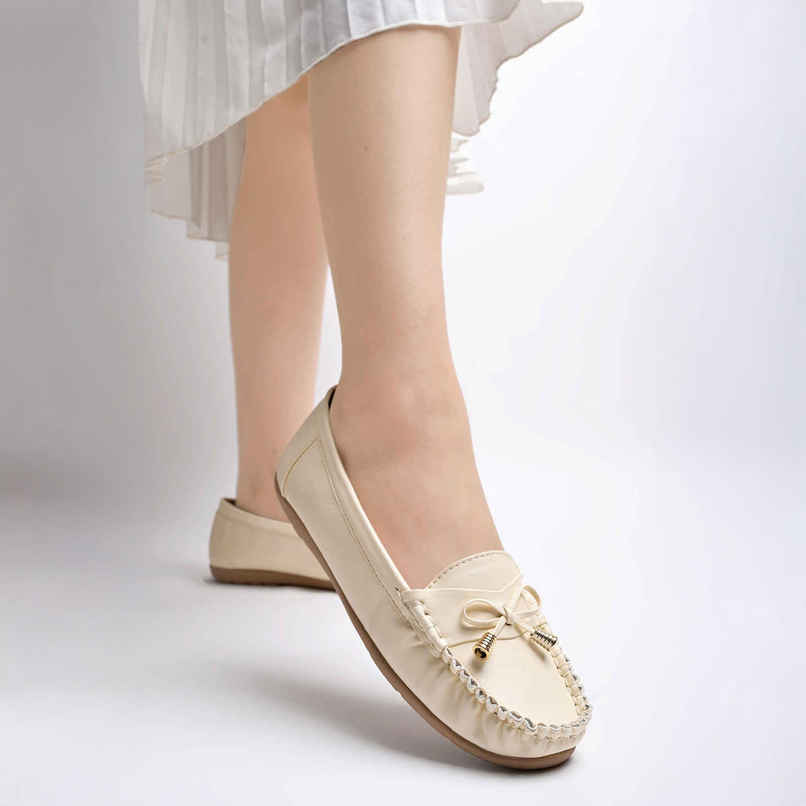 Shoetopia Women's Comfortable Loafers | Cream - UK 4 Shoetopia Women's Comfortable Loafers | Cream - UK 4