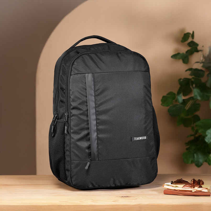 Teakwood Unisex Leathers Trajan Backpack | Black - 30 L