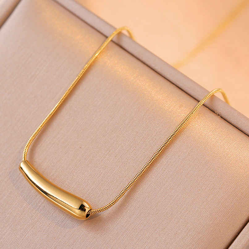 LabelShe Gold-Plated Minimalistic Teardrop Necklace | LS-NCK-67007