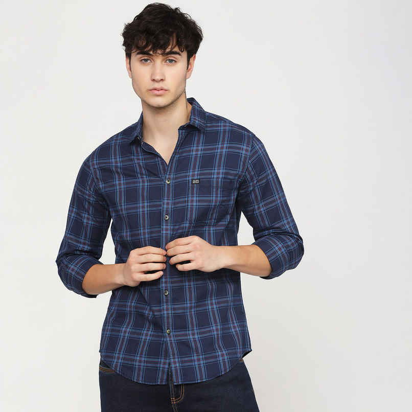 The Indian Garage Co Men's Slim Fit Checkered Casual Shirt | Navy Blue - L