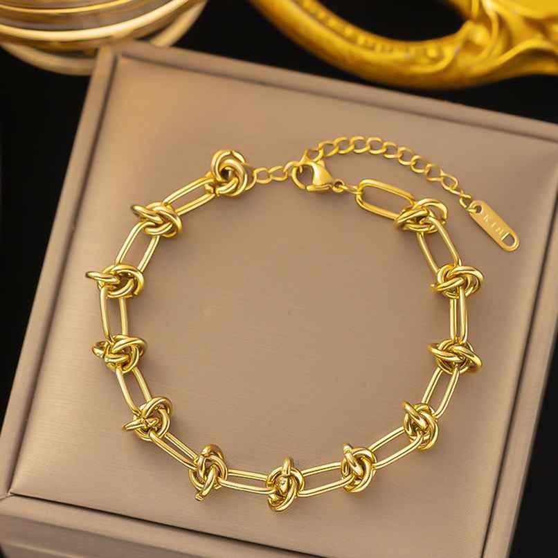 LabelShe Gold Plated Stainless Steel Knotted Chain Bracelet | LS-BNG-16180