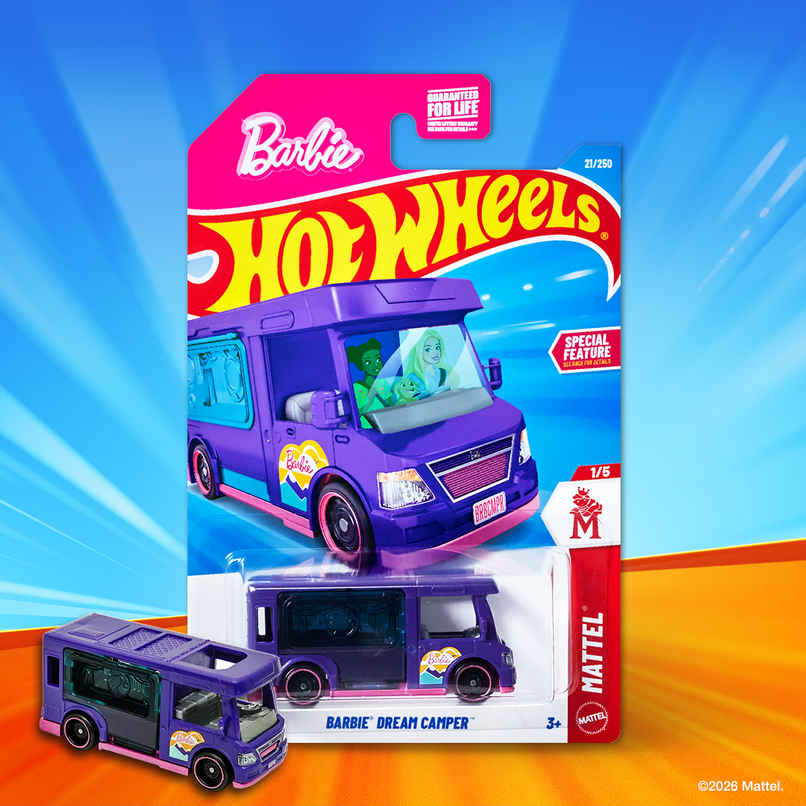 Hot Wheels Worldwide Basic HW Barbie Dream Camper Roulotte Car Toy for Kids & Collectors