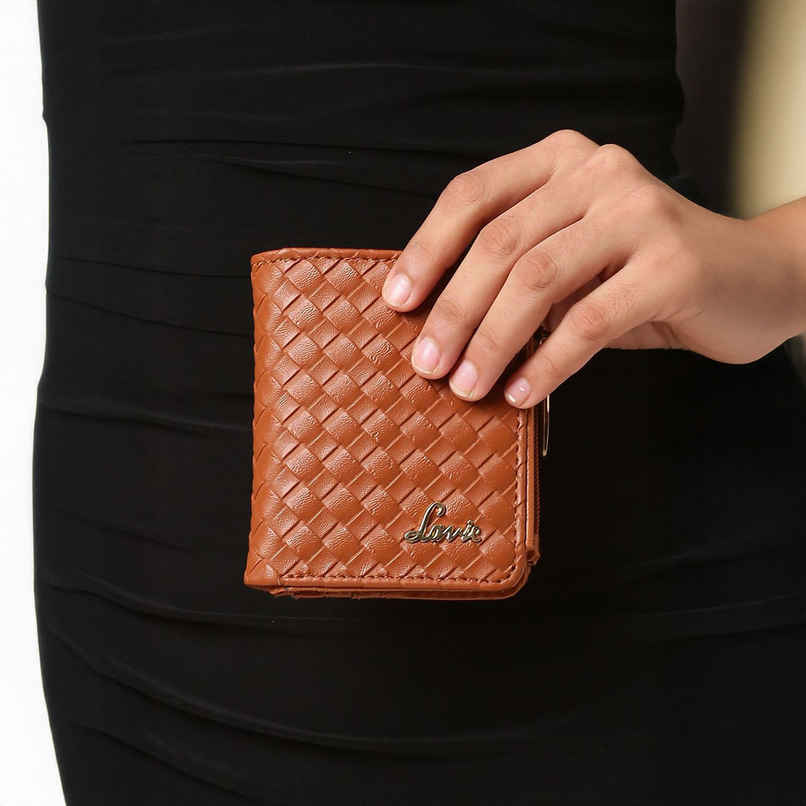 Lavie Women's Chic Bifold Wallet | Small | Tan