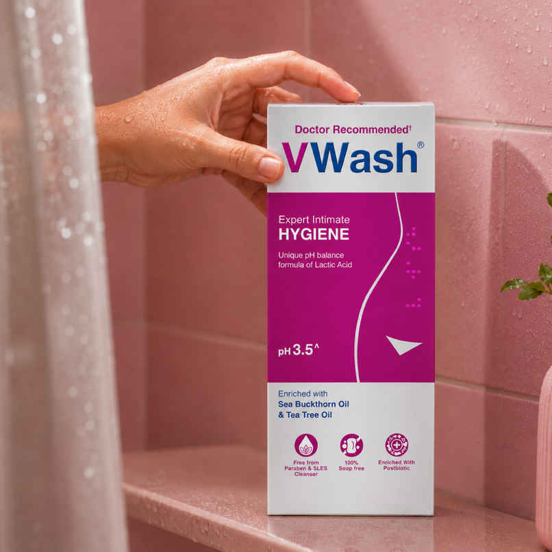 Vwash Plus Expert Intimate Hygiene Wash for Women With pH 3.5 Vwash Plus Expert Intimate Hygiene Wash for Women With pH 3.5