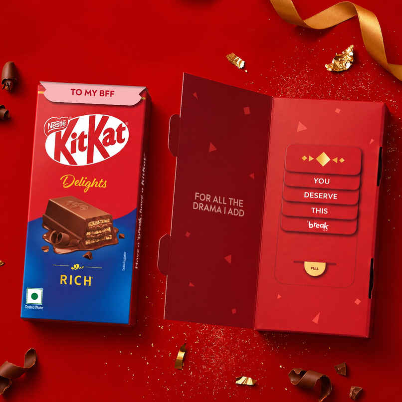 Nestle KitKat Delights Rich | With Greeting Card Inside Nestle KitKat Delights Rich | With Greeting Card Inside