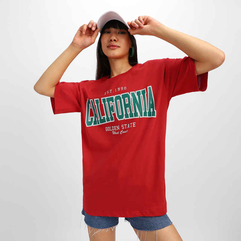 Juneberry Red Tyography Print Oversized Fit T-Shirt - L Juneberry Red Tyography Print Oversized Fit T-Shirt - L