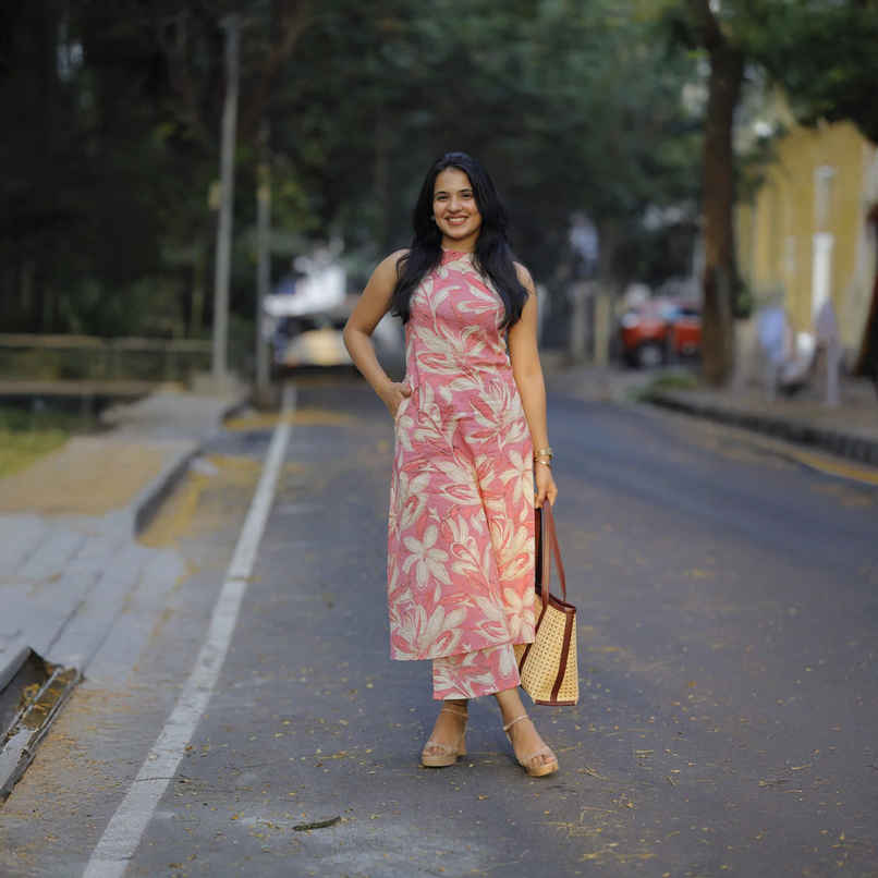 GoSriKi Women's Rayon Blend Straight Printed Kurta with Pant | Pink - S