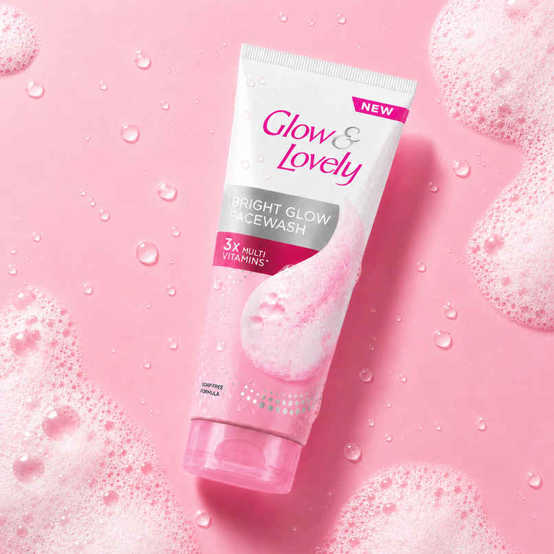 Glow & Lovely Insta Glow Multivitamins Face Wash - For Bright Skin Glow & Lovely Insta Glow Multivitamins Face Wash - For Bright Skin