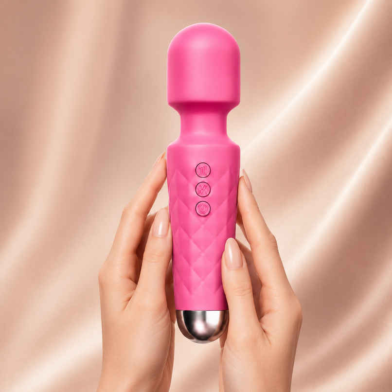 QIBOX Personal Body Massager with 20+ Vibration Patterns (Pink) QIBOX Personal Body Massager with 20+ Vibration Patterns (Pink)