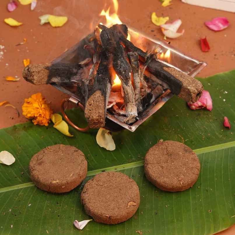 Cow Dung Cakes | Gobar Uple | For Hawan & Puja | Pack  of 12 | ServDharm