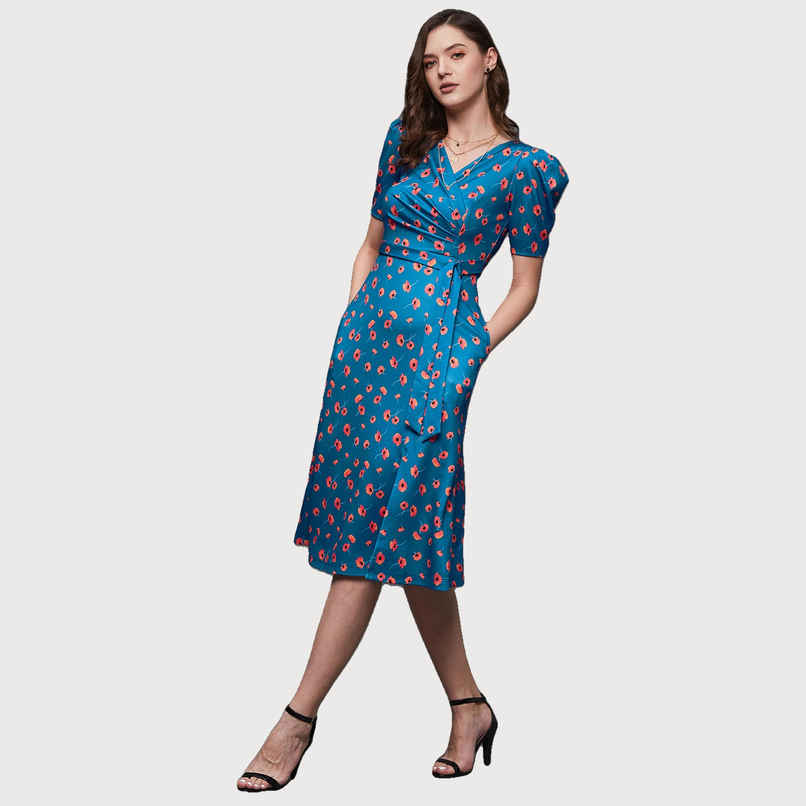 Miss Chase Women s Shining Dreams Printed Dress Multicolored Base Blue | L