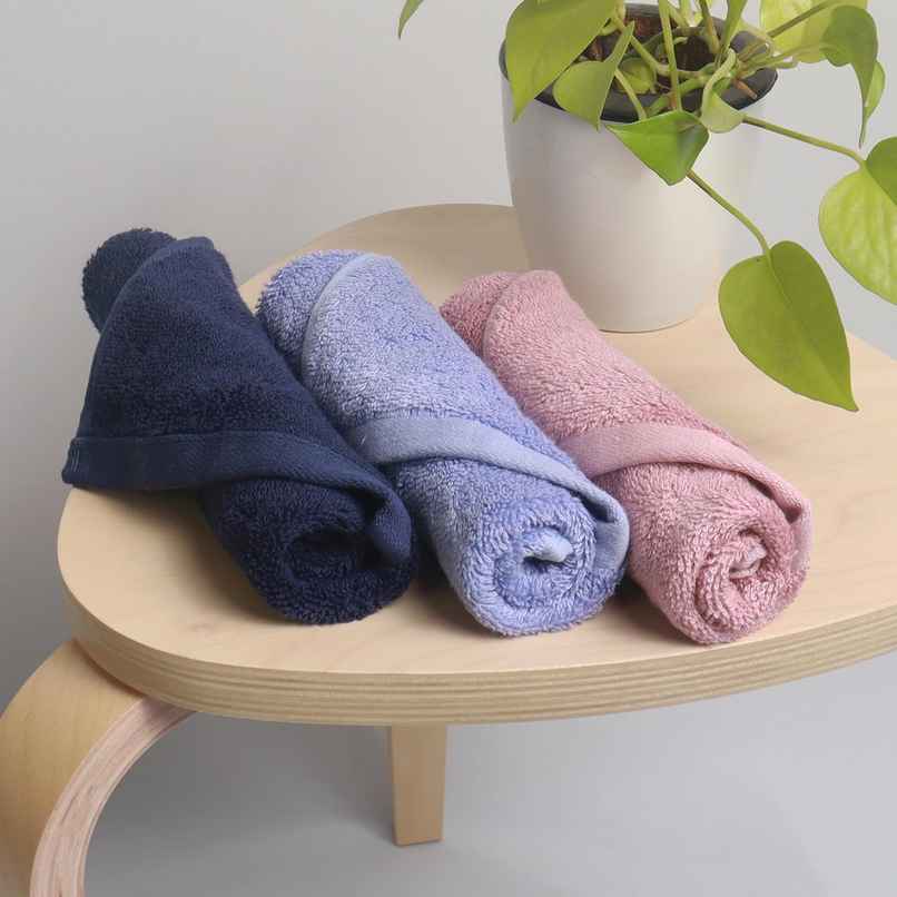 Status Cotton Solid Wash Towel | 30 x 30 cm (Colour May Vary)