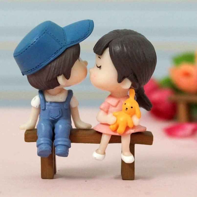 Tied Ribbons Romantic Couple Miniature Showpiece
