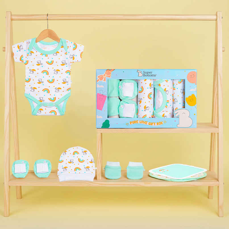SuperBottoms Pure Love Gift Set For Newborn (0-6 Months) Boys & Girls SuperBottoms Pure Love Gift Set For Newborn (0-6 Months) Boys & Girls