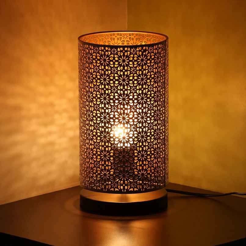 Exclusivelane Moroccan Shimmer Hand Etched Iron Table Lamp | 30.5 Cm | White Exclusivelane Moroccan Shimmer Hand Etched Iron Table Lamp | 30.5 Cm | White