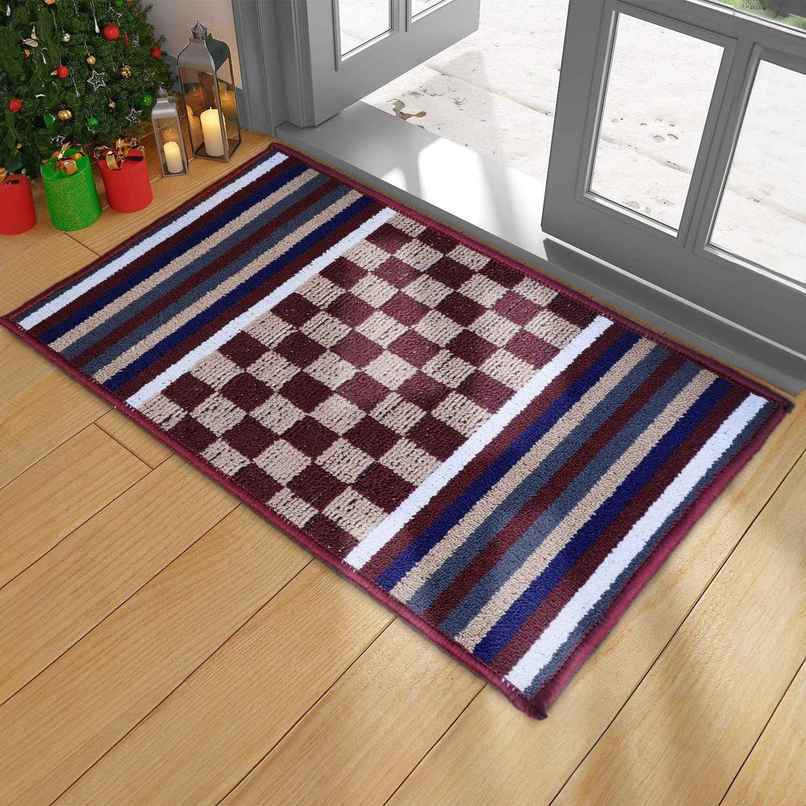 Status New Iris Mat | 38 cm x 58 cm | Maroon Status New Iris Mat | 38 cm x 58 cm | Maroon