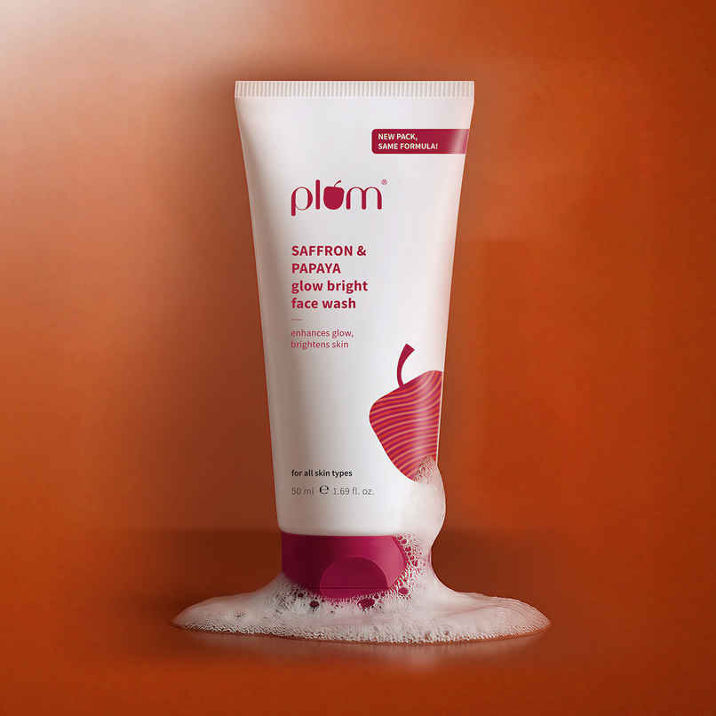 Plum Saffron & Papaya Glow Bright Face Wash | Enhances Glow & Brightens Skin | Fights Dull Skin