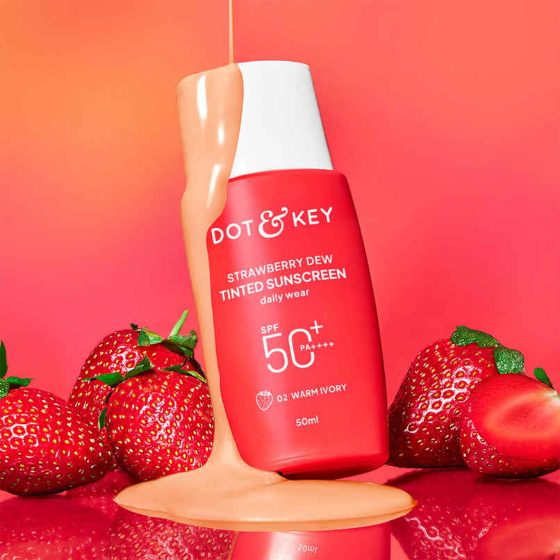 Dot & Key Strawberry Dew Tinted Sunscreen Spf 50+ Pa++++ - 02 Warm Ivory
