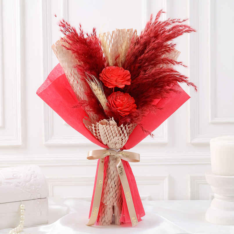 FNP Scarlet Dried Floral Bouquet FNP Scarlet Dried Floral Bouquet