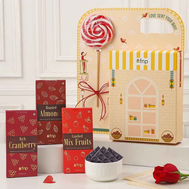 Sweet Treats & Love Delight Gift Hamper | FNP