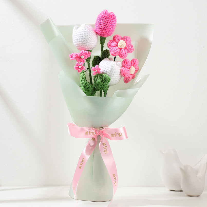Crochet Flower Grace Bouquet | Keepsake Gift | FNP Crochet Flower Grace Bouquet | Keepsake Gift | FNP