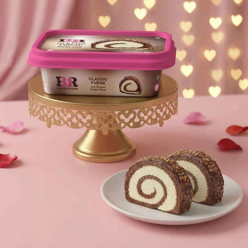Baskin Robbins Classic Fudge Ice Cream Roll Cake Slice | Rich Chocolatey Dessert Slice