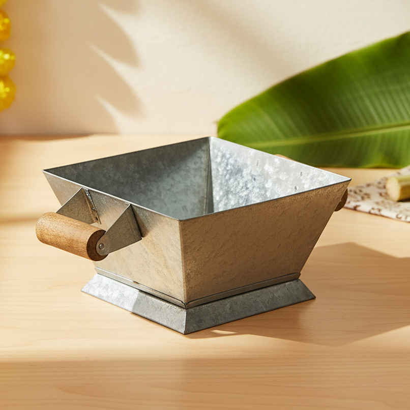 Iron Hawan Kund | Mangal Bhawan