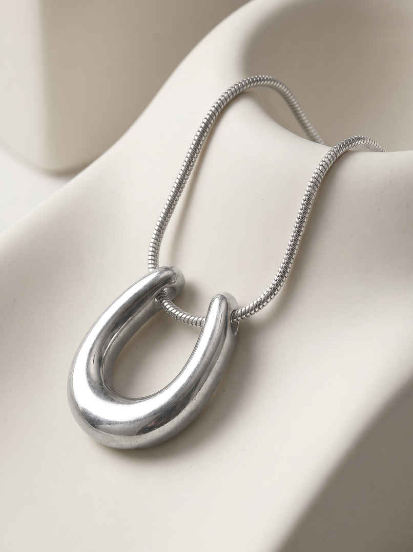OnnMe By Giva Neck Mess Rhodium Plated Pendant | Waterproof And Anti-Tarnish | OMPD051 OnnMe By Giva Neck Mess Rhodium Plated Pendant | Waterproof And Anti-Tarnish | OMPD051