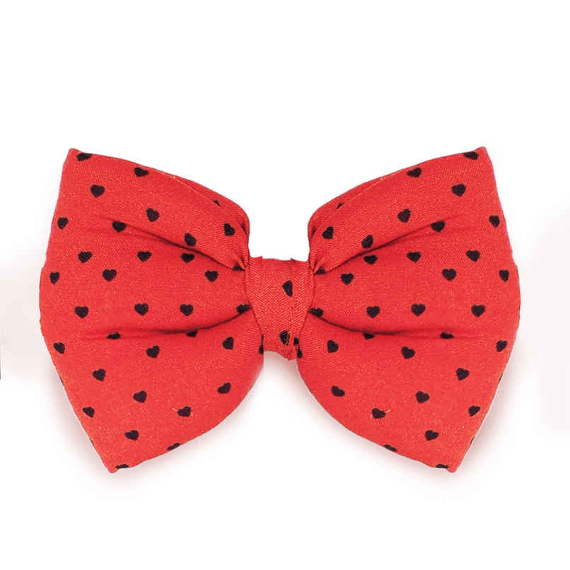 Mutt Of Course Little Hearts Pet Bow Tie