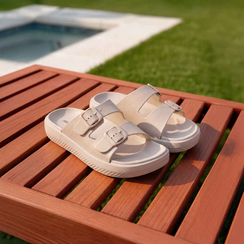 Avant Men's Brisk Sliders | Cream - UK 6
