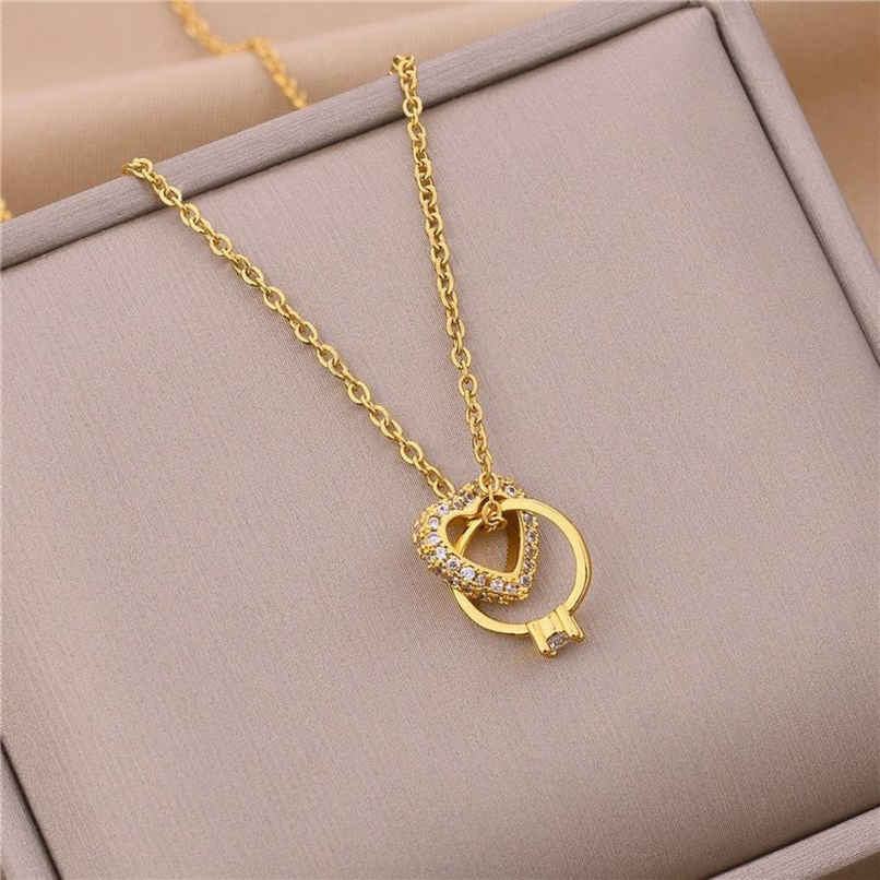 Beautynx Eternal Bond Heart Necklace | Gold | BNX-NK-0022