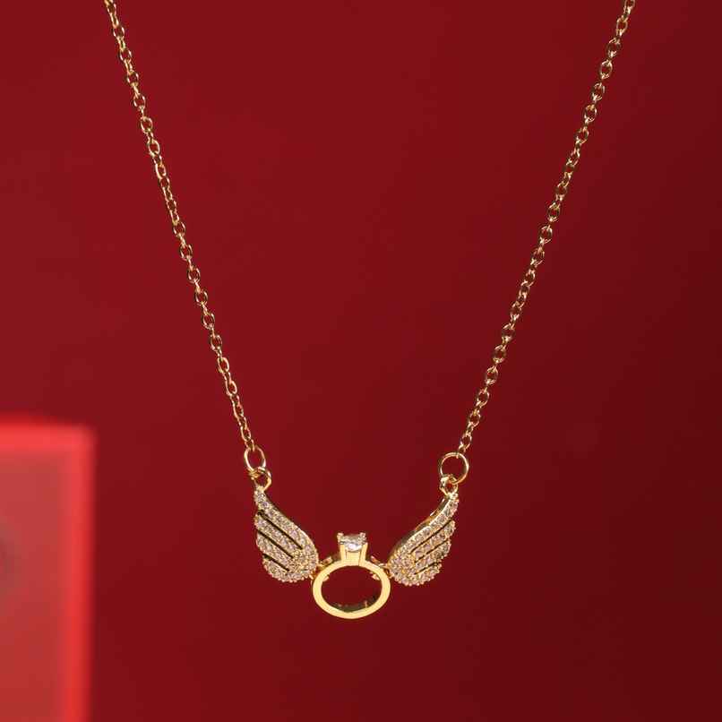 SALTY Golden Butterfly Necklace and Ring Jewellery Set SALTY Golden Butterfly Necklace and Ring Jewellery Set