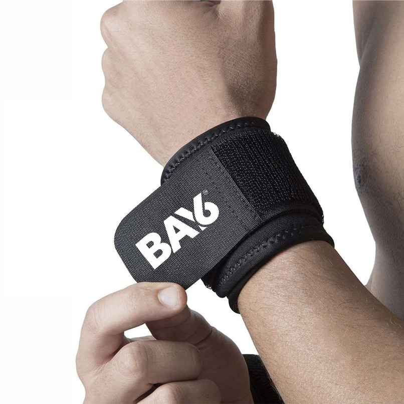 BAY6 Regular Wrist Support for Gym | Neoprene/Lycra | Long Lasting Velcro | One Pc | Black
