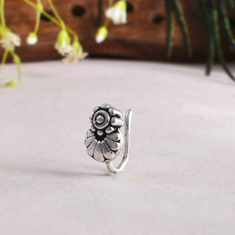 Voylla Morni Medine Nose Pin