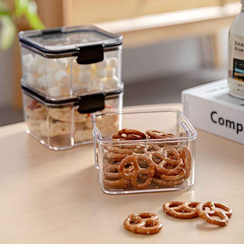 Youbee Plastic Lock Square Containers For Kitchen Storage, Food & Multipurpose 700 ml Set Of 2