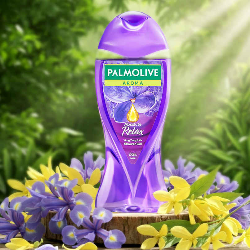 Palmolive Iris & Ylang Ylang Essential Oil Aroma Absolute Relax, Moisturizing Body Wash